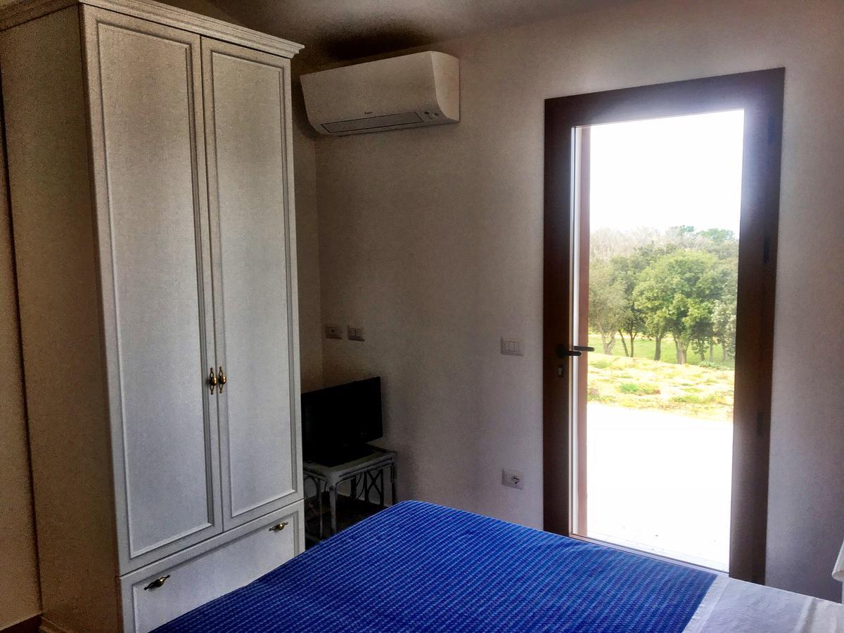Molti Mari B&B Resort Olbia Extérieur photo