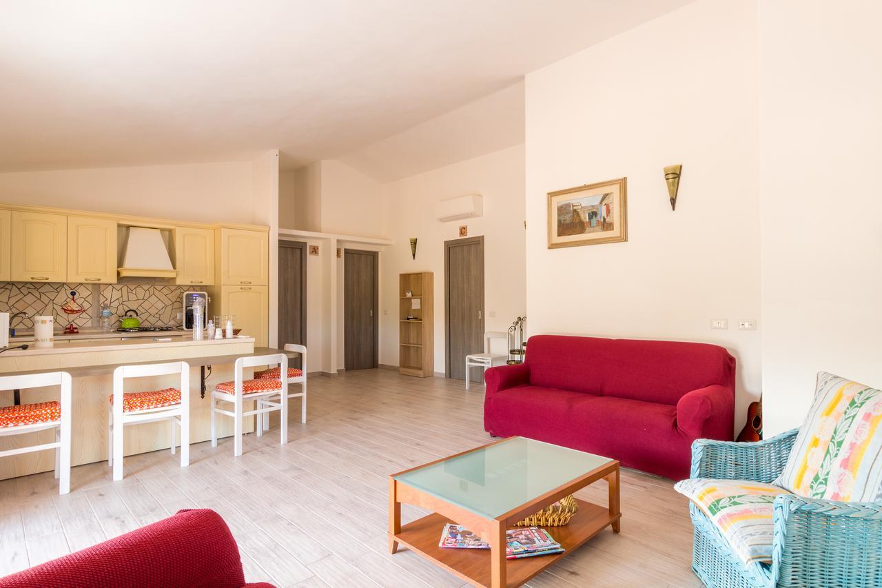 Molti Mari B&B Resort Olbia Extérieur photo
